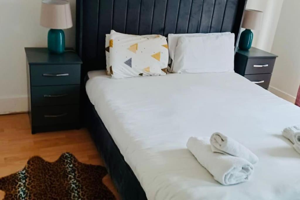 Beautiful 3bd Family With Huge Private Graden Casa vacanze Londra